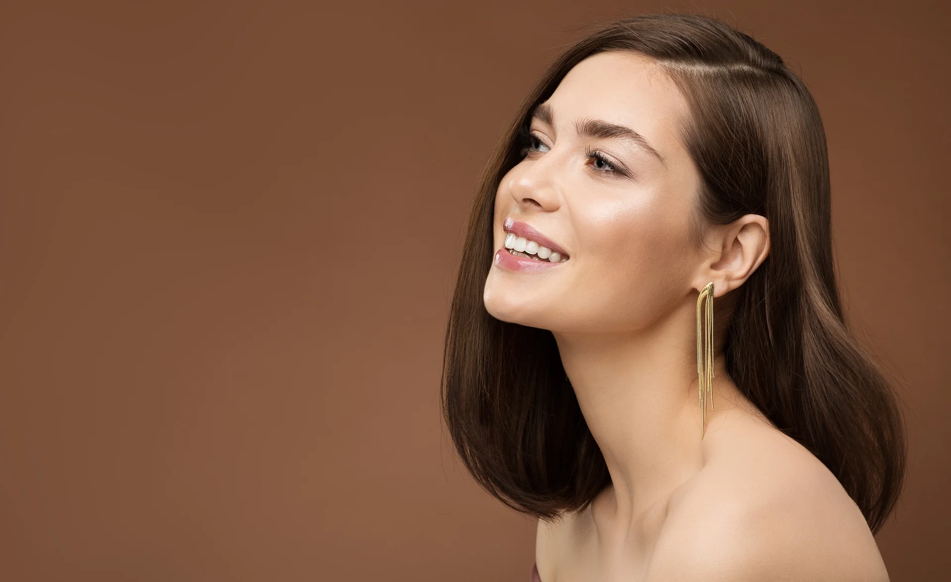 Dermaplaning: The Go-To Skincare Treatment for Exfoliation and Peach Fuzz Removal