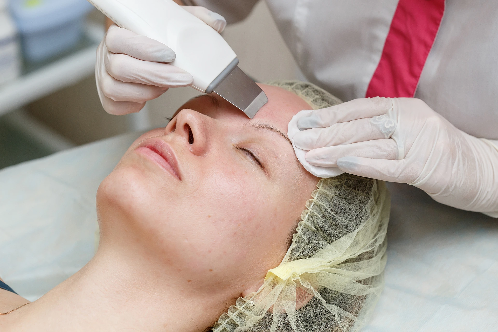 How to Get Rid of Bumps After Dermaplaning?