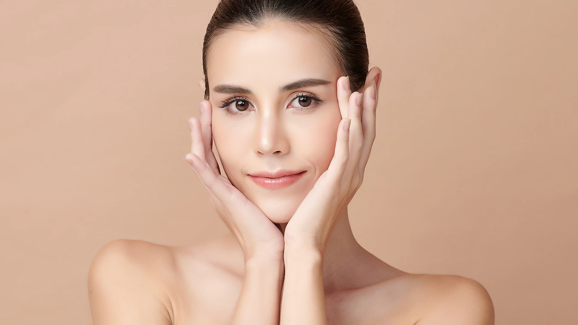 How to Use Dermaplane Razor: A Complete Guide