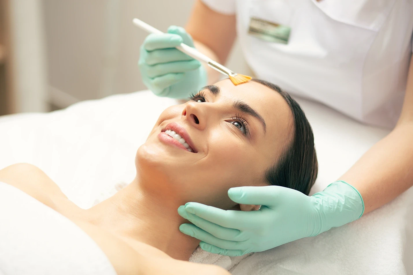 Get Glowing: What to Expect from Chemical Peel Results