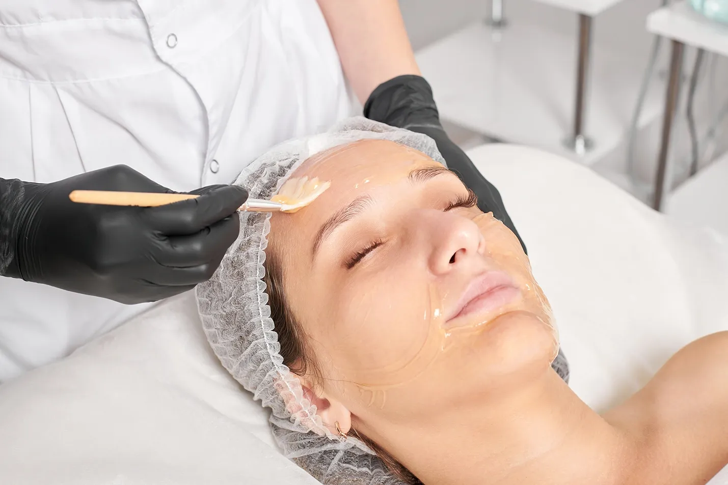 Reveal Your Radiance: Why Enzyme Peel Facials Are the Secret to Naturally Glowing Skin