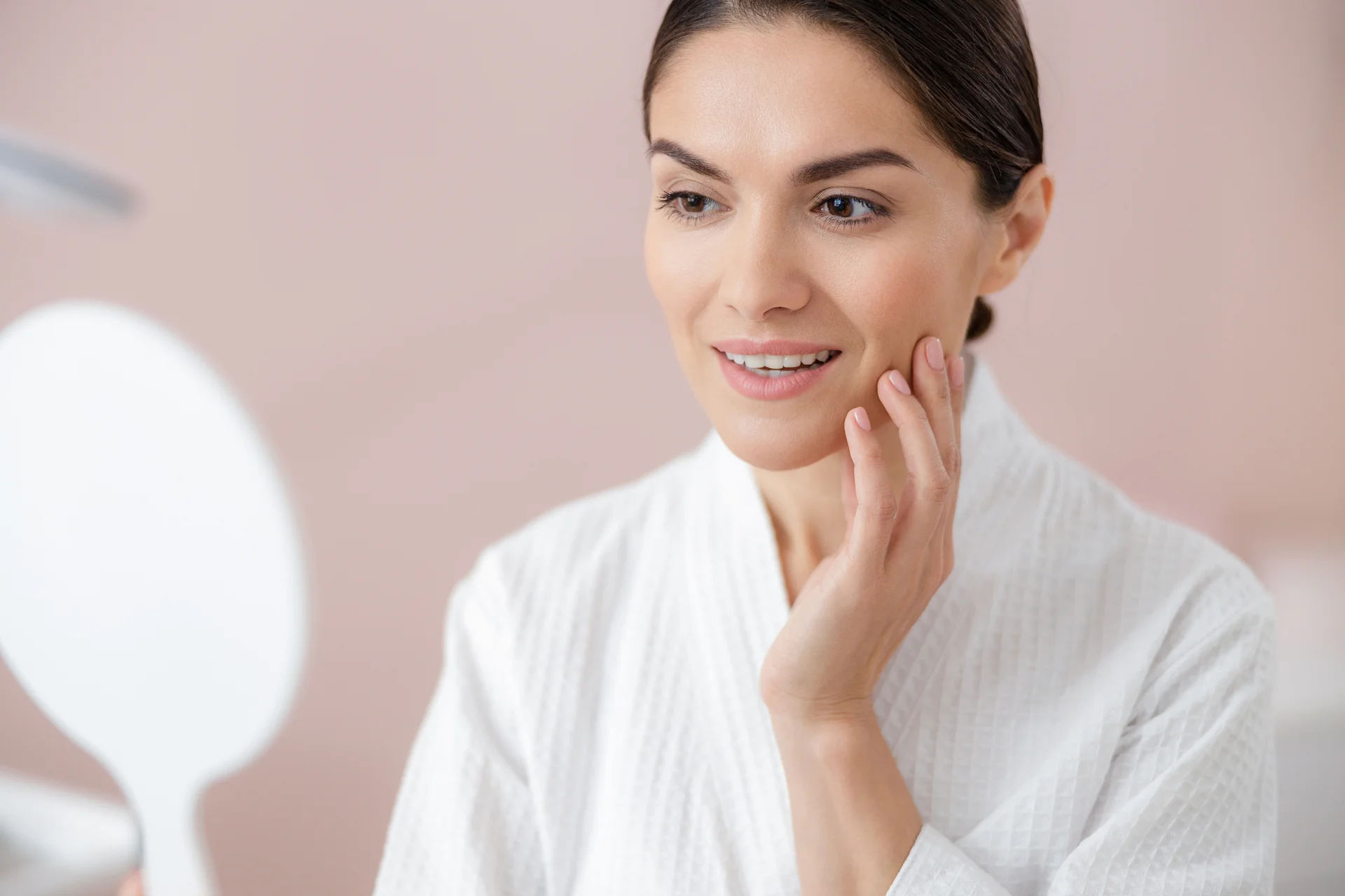 Dermaplaning and Ingrown Hairs: The Surprising Truth Behind the Blades